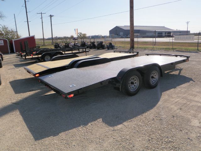 2025 102 Ironworks 20' Car Hauler
