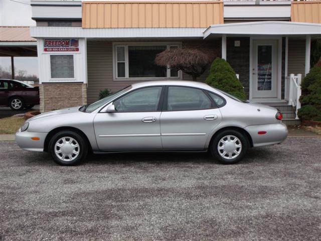 1998 Ford Taurus for sale at Freedom Auto Mart in Bellevue OH