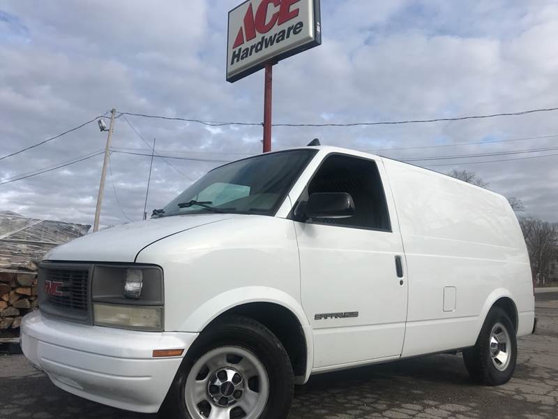 2001 GMC Safari Cargo SL