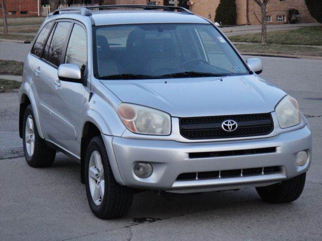 2004 Toyota RAV4 for sale at ELITE CARS OHIO LLC in Solon OH