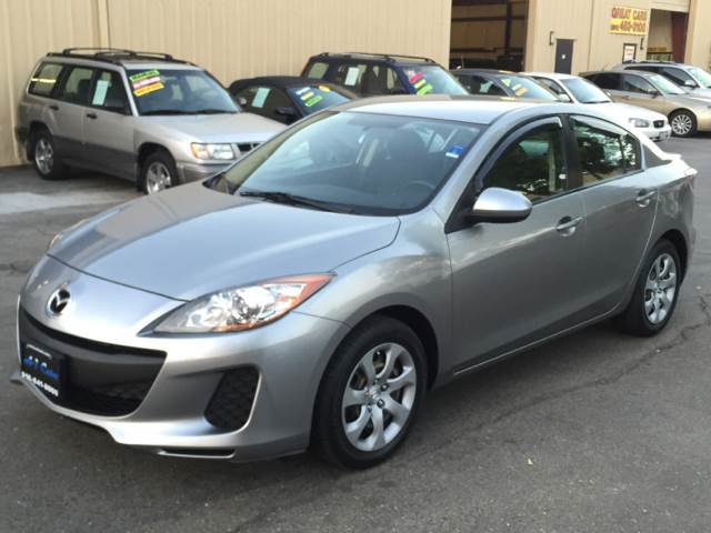 2013 Mazda MAZDA3 for sale at A1 Carz, Inc in Sacramento CA