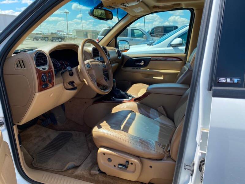 2003 GMC Envoy XL SLT (image 6)
