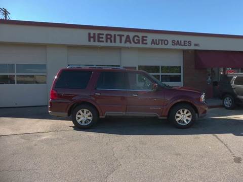 2004 Lincoln Navigator for sale at Heritage Auto Sales in Waterbury CT
