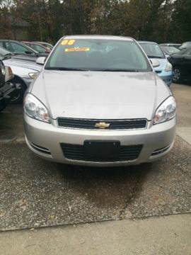 2008 Chevrolet Impala for sale at Auto World in Carbondale IL