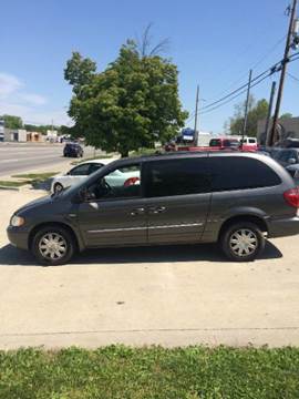 2004 Chrysler Town and Country for sale at Auto World in Carbondale IL