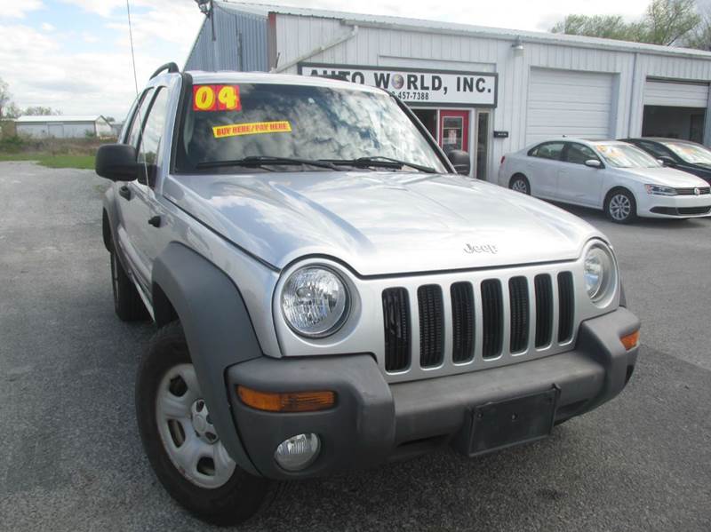 2004 Jeep Liberty for sale at Auto World in Carbondale IL