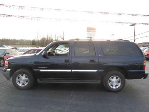 2005 GMC Yukon XL for sale at Auto World in Carbondale IL