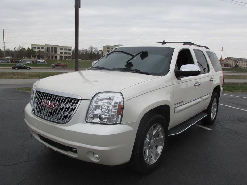 2008 GMC Yukon for sale at Auto World in Carbondale IL