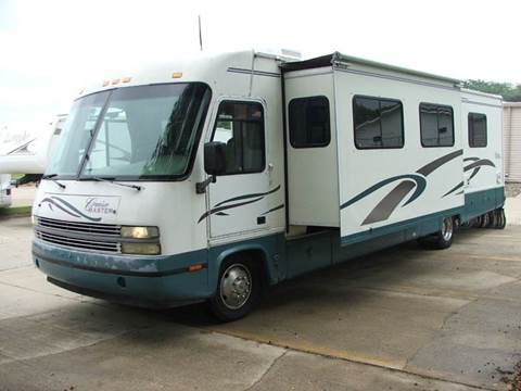 2000 Georgie Boy Cruise Master for sale at The Car Guys RV & Auto in Atlantic IA