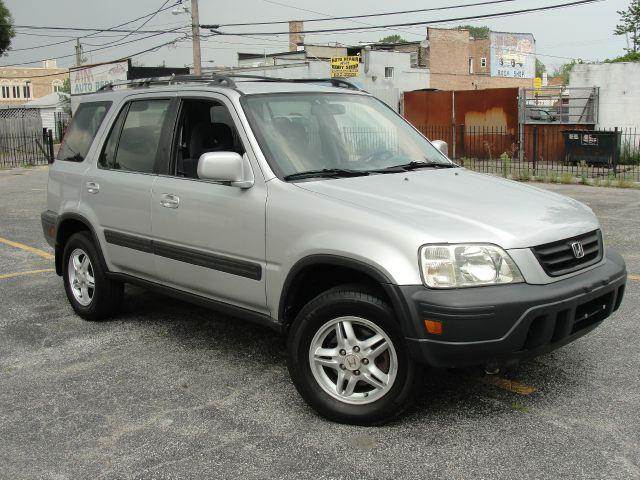 2000 Honda CR-V for sale at OUTBACK AUTO SALES INC in Chicago IL