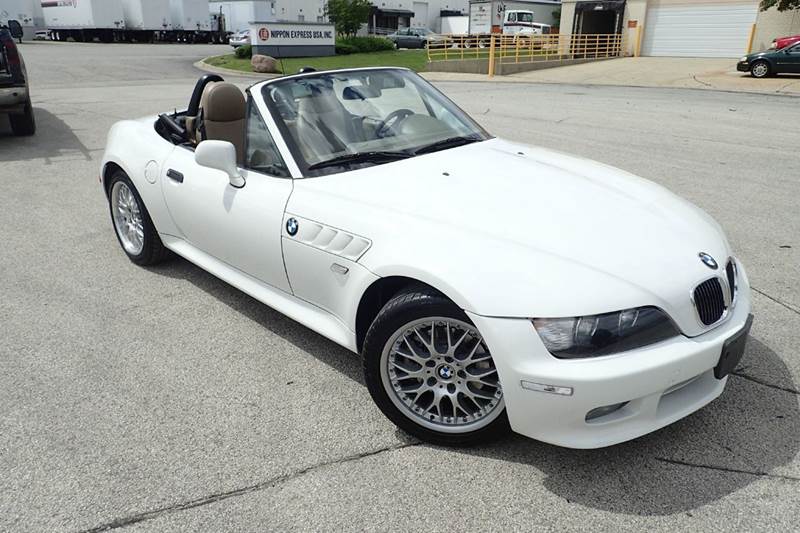 2001 BMW Z3 for sale at OUTBACK AUTO SALES INC in Chicago IL