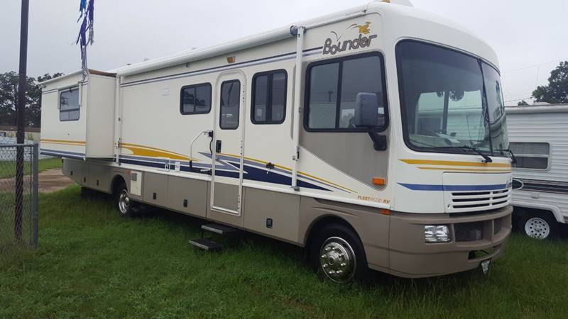 2003 Fleetwood Bounder