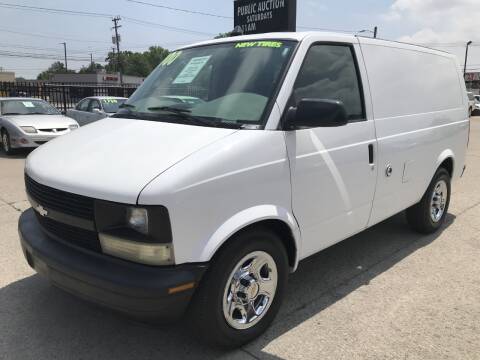 white chevy astro van