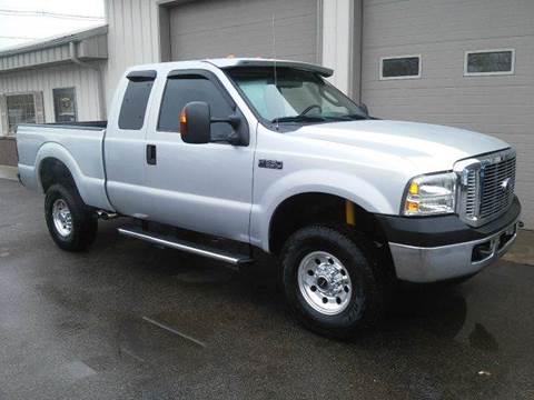 2004 Ford F-350 Super Duty for sale at Route 106 Motors in East Bridgewater MA