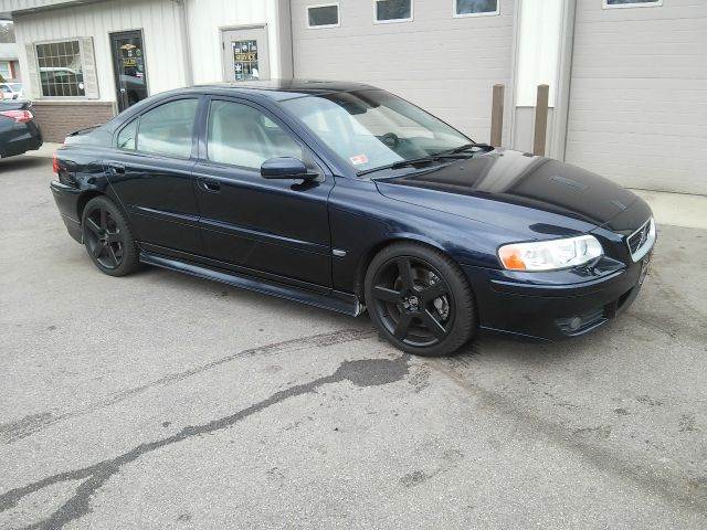 2006 Volvo S60 R for sale at Route 106 Motors in East Bridgewater MA