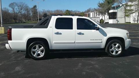 2007 Chevrolet Avalanche for sale at Route 106 Motors in East Bridgewater MA