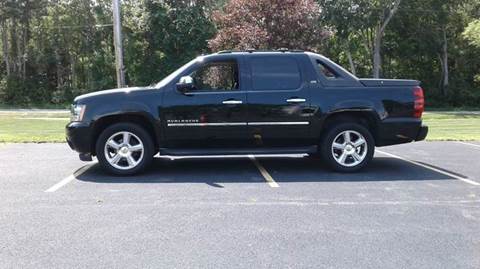 2010 Chevrolet Avalanche for sale at Route 106 Motors in East Bridgewater MA