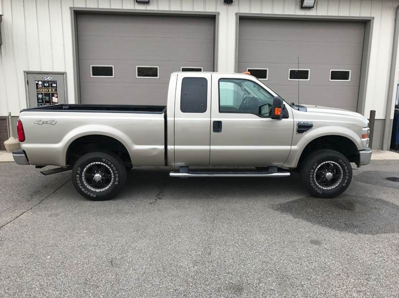 2009 Ford F-250 Super Duty for sale at Route 106 Motors in East Bridgewater MA