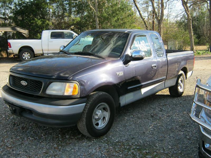 1999 Ford F-150 for sale at Johnson Used Cars Inc. in Dublin GA