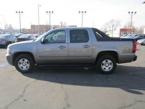 2007 Chevrolet Avalanche for sale at Smart Buy Auto Sales in Ogden UT