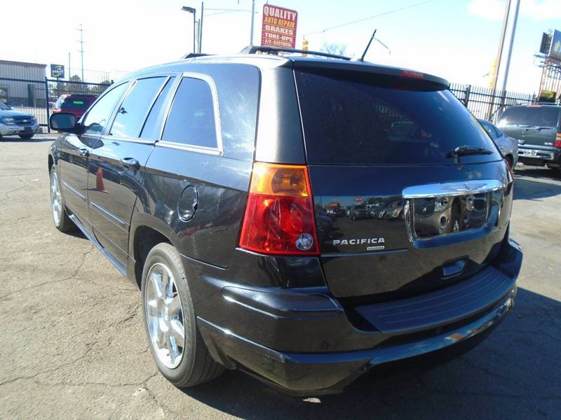 2008 Chrysler Pacifica Touring (image 4)