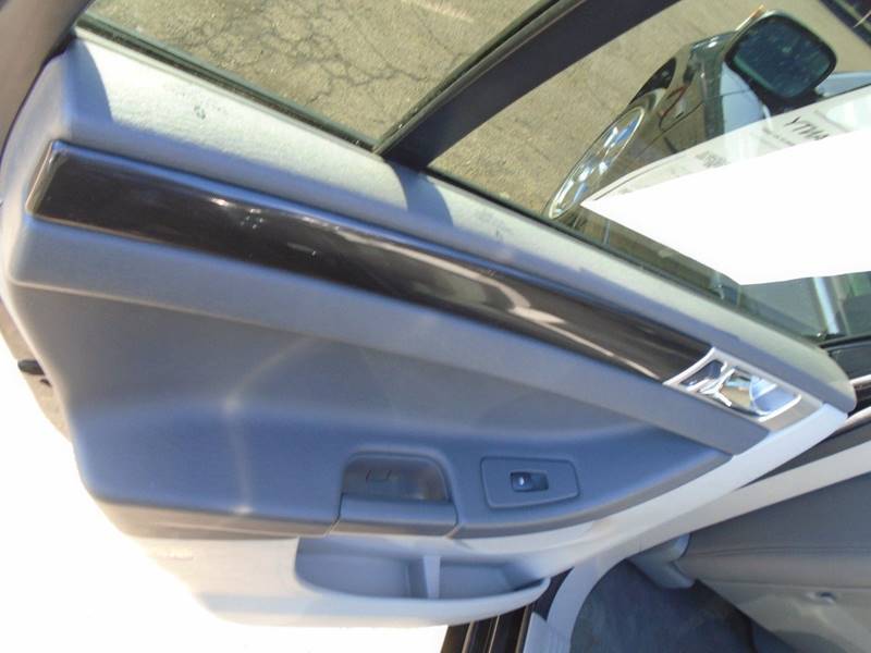 2008 Chrysler Pacifica Touring (image 13)