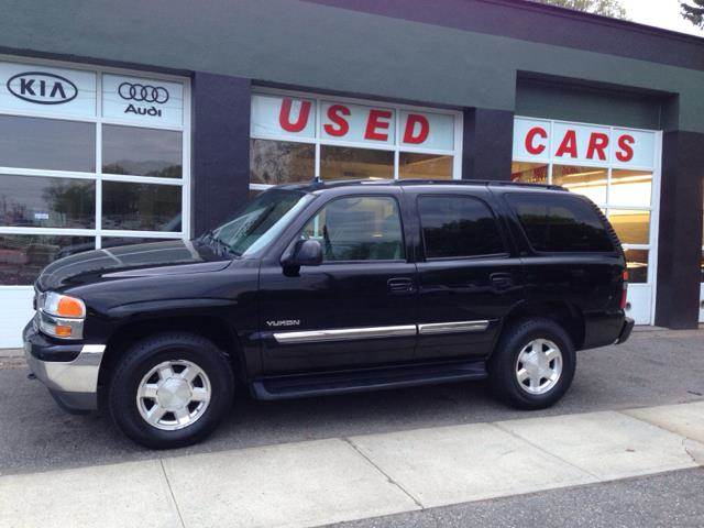 2006 GMC Yukon for sale at Village Auto Sales in Milford CT