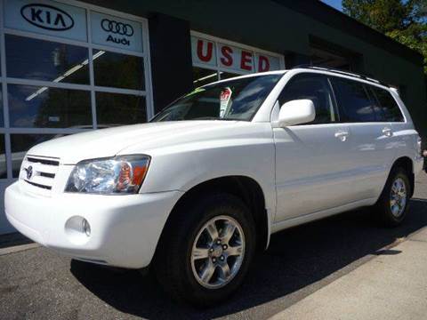 2007 Toyota Highlander for sale at Village Auto Sales in Milford CT