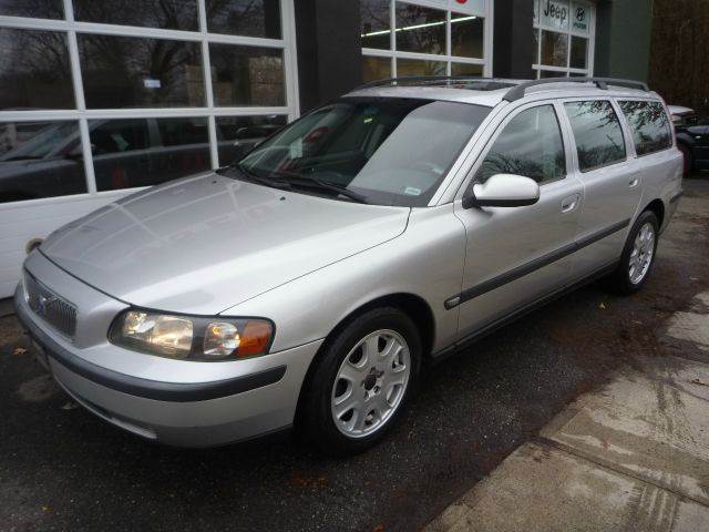 2002 Volvo V70 for sale at Village Auto Sales in Milford CT