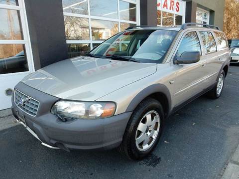 2001 Volvo V70 for sale at Village Auto Sales in Milford CT