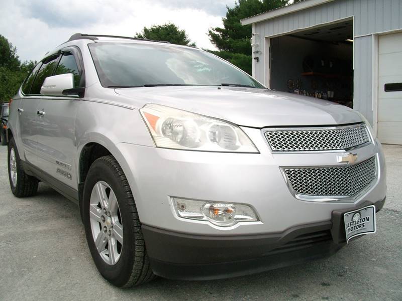 2009 Chevrolet Traverse for sale at Castleton Motors LLC in Castleton VT