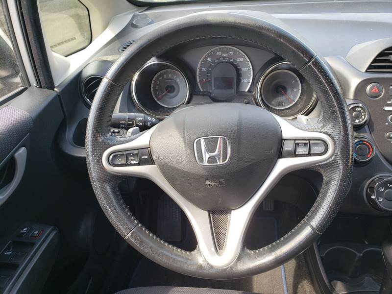 2013 Honda Fit Sport (image 7)