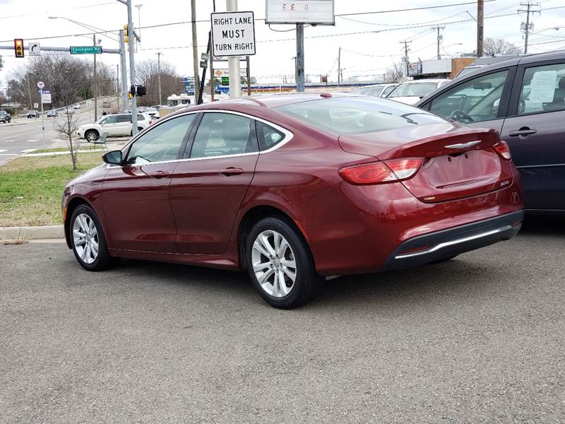 2015 Chrysler 200 Limited (image 6)