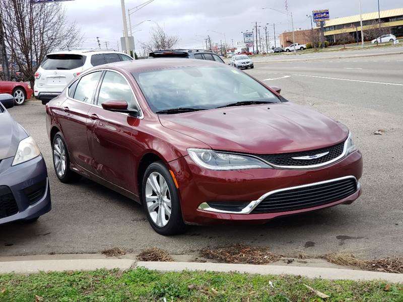 2015 Chrysler 200 Limited (image 3)