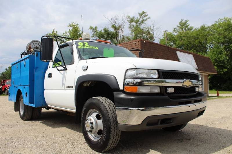 2002 Chevrolet Silverado 3500 for sale at Show Me Used Cars in Flint MI