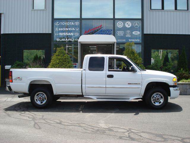 2005 GMC Sierra 2500HD for sale at Advance Auto Center in Rockland MA
