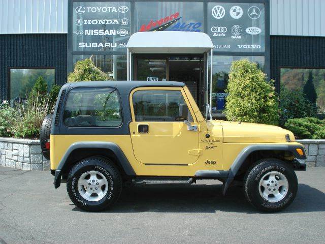 2000 Jeep Wrangler for sale at Advance Auto Center in Rockland MA