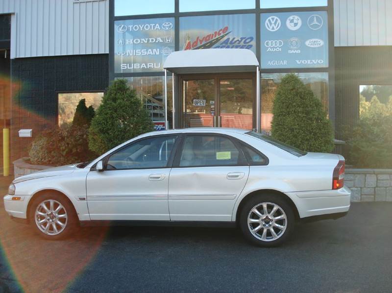 2003 Volvo S80 for sale at Advance Auto Center in Rockland MA