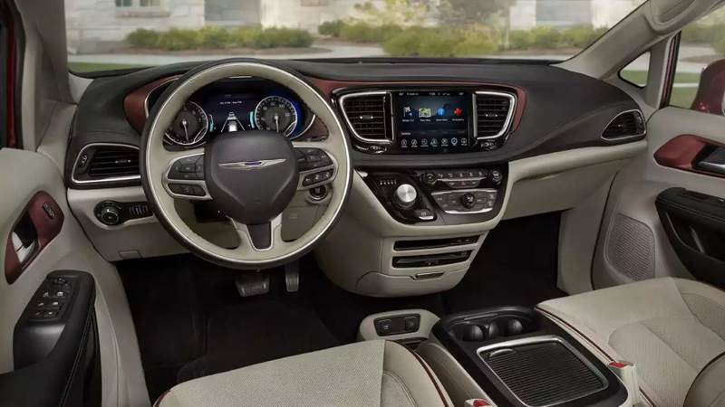 2019 Chrysler Pacifica L