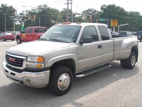 2005 GMC Sierra 3500 for sale at Autoworks in Mishawaka IN