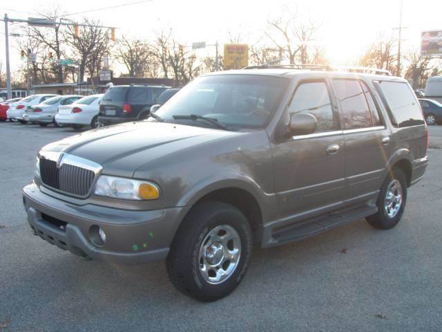 2002 Lincoln Navigator for sale at Autoworks in Mishawaka IN