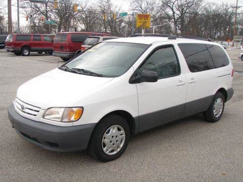 2001 Toyota Sienna for sale at Autoworks in Mishawaka IN