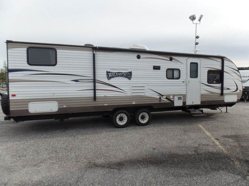 2016 Forest River Wildwood 273QBXL for sale at Gold Country RV in Auburn CA