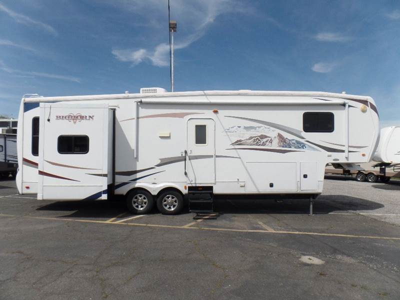 2010 Heartland BIGHORN 3055RL for sale at Gold Country RV in Auburn CA