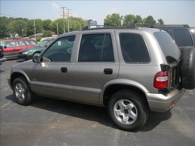 2001 Kia Sportage for sale at Subys For Less Used Cars LLC in Lewisburg WV