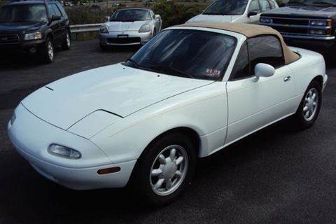 1990 Mazda MX-5 Miata for sale at Subys For Less Used Cars LLC in Lewisburg WV