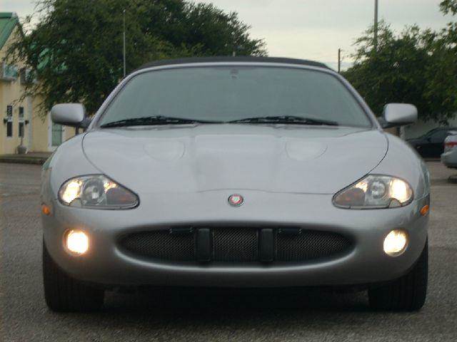 2002 Jaguar XKR for sale at PORT TAMPA AUTO GROUP LLC in Riverview FL