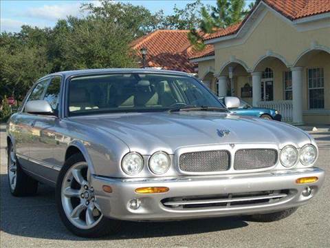 2002 Jaguar XJR for sale at PORT TAMPA AUTO GROUP LLC in Riverview FL