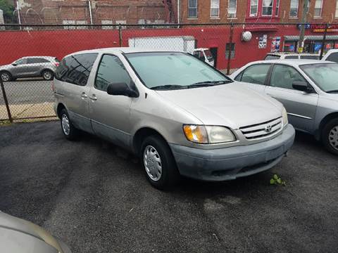 2001 Toyota Sienna for sale at Rockland Auto Sales in Philadelphia PA