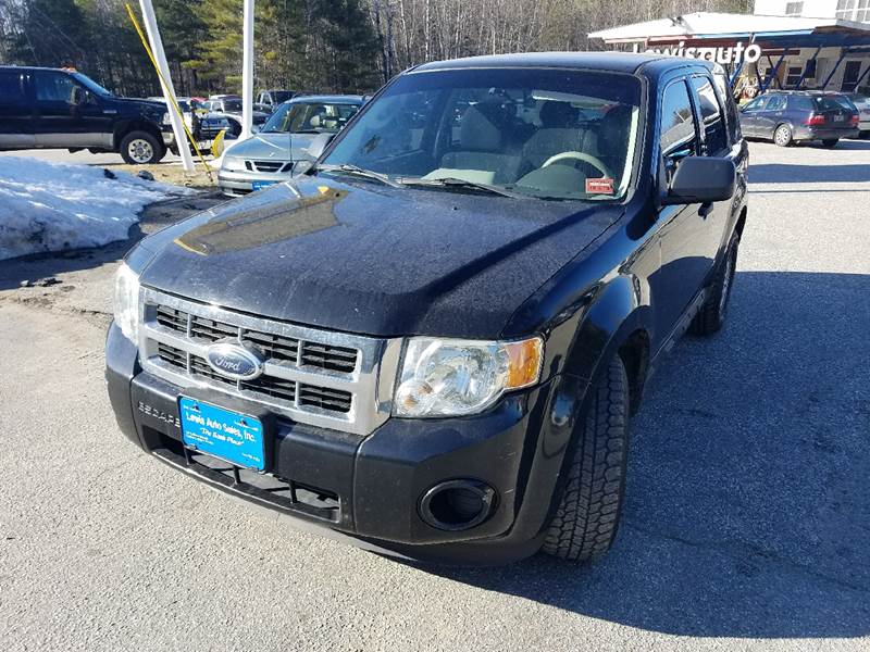 2009 Ford Escape for sale at Lewis Auto Sales in Lisbon ME